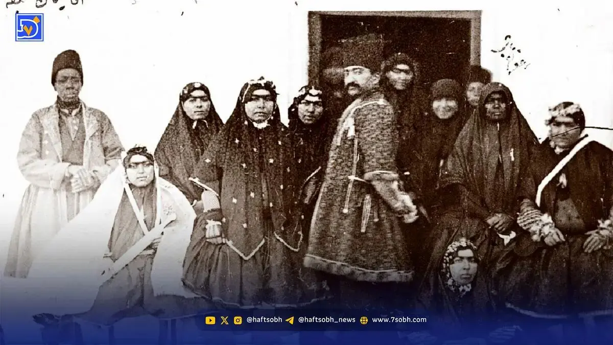 سفر در زمان | ژست خاص جوجوق، یکی از زنان جوان ناصرالدین‌شاه