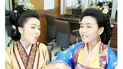 بازیگران سریال کره ای نسل خورشید Descendants of the Sun