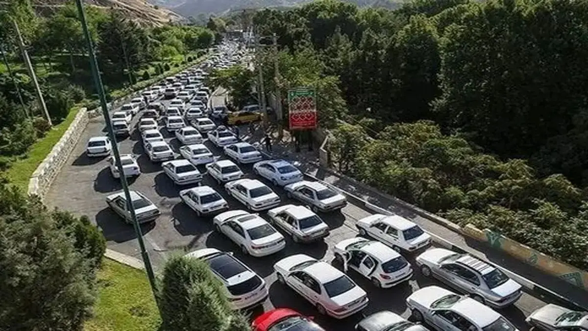 خروجی گیلان با ترافیک فوق سنگین 15 کیلومتری مواجه شد