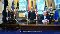 ترامپ از ویزای یک میلیون دلاری مهاجرت به آمریکا رونمایی کرد