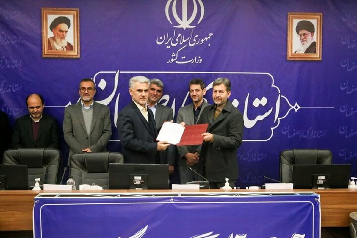 افشاگری مینو خالقی از انتصابات استاندار اصفهان و نفوذ پایداریچیها