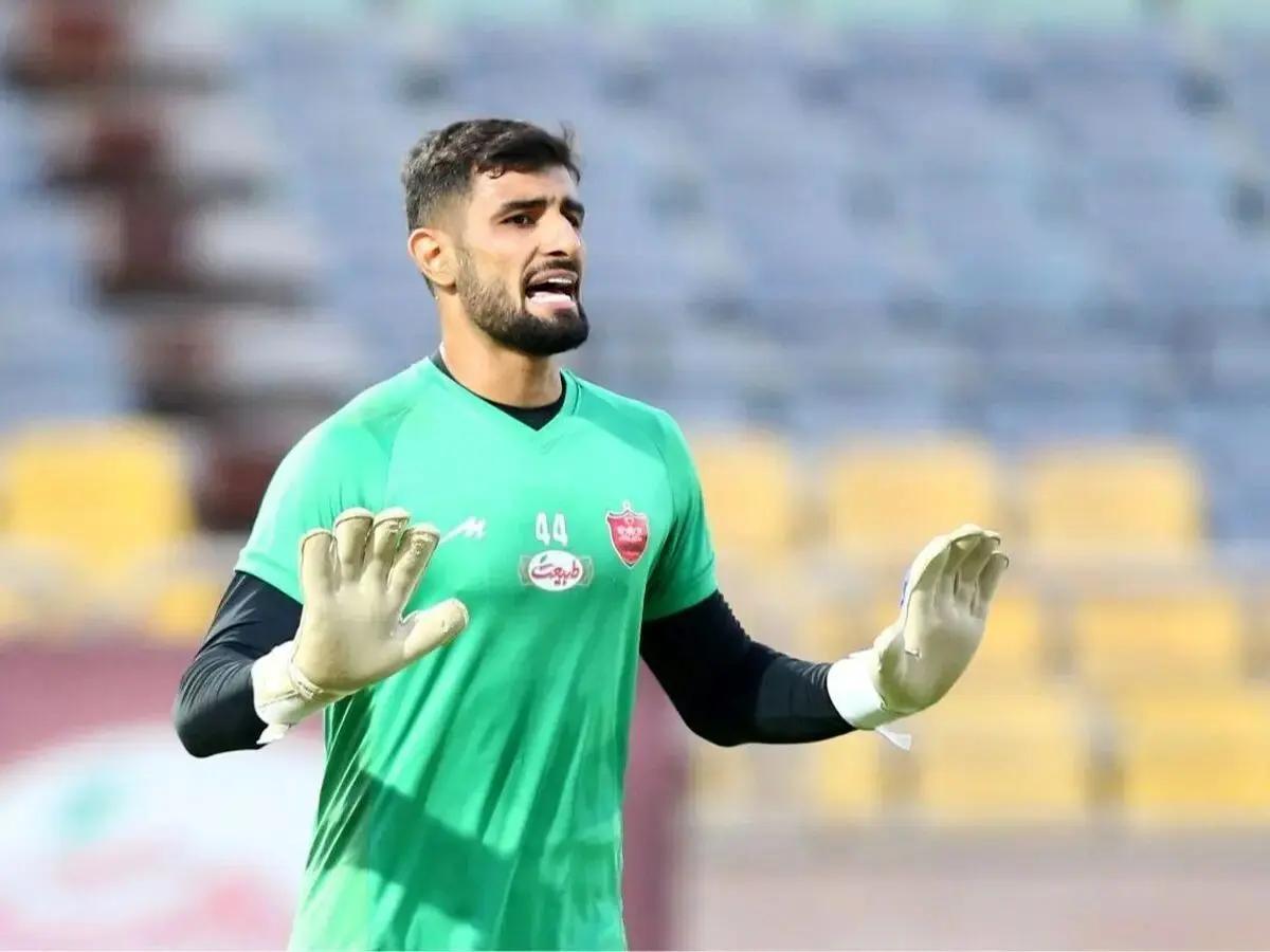 دروازه بان پرسپولیسی در اوج، مصدوم شد!