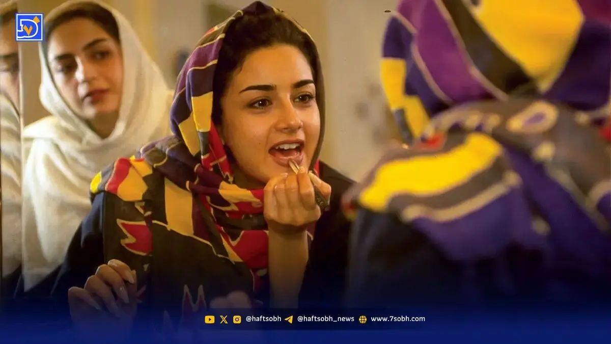 دختران کارمند چقدر برای خرید لوازم آرایش هزینه می‌کنند؟