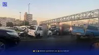تصادف زنجیره‌ای در آزادگان؛ ترافیک سنگین در مسیر غرب به شرق