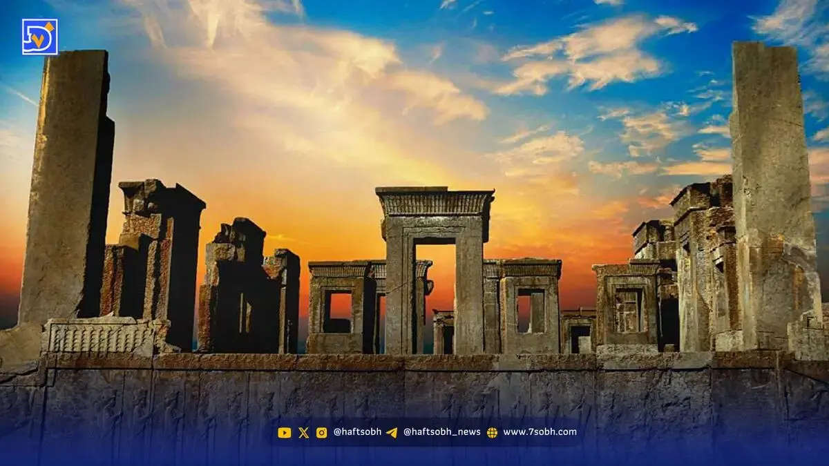 سفر در زمان | قدیمی ترین عکس تخت جمشید؛ 170 سال قبل