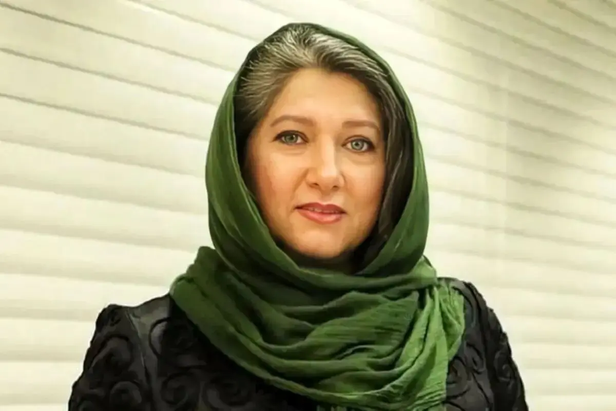 فیلم عروسی مهران مدیری و فریبا متخصص / لباس عروس زیبای خانم بازیگر در سال‌های جوانی