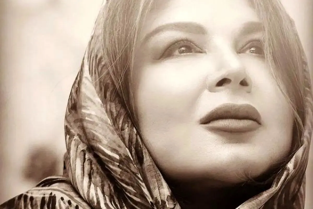 عکس روز | استایل آبی عمه خانم سریالِ لحظه گرگ‌و‌میش
