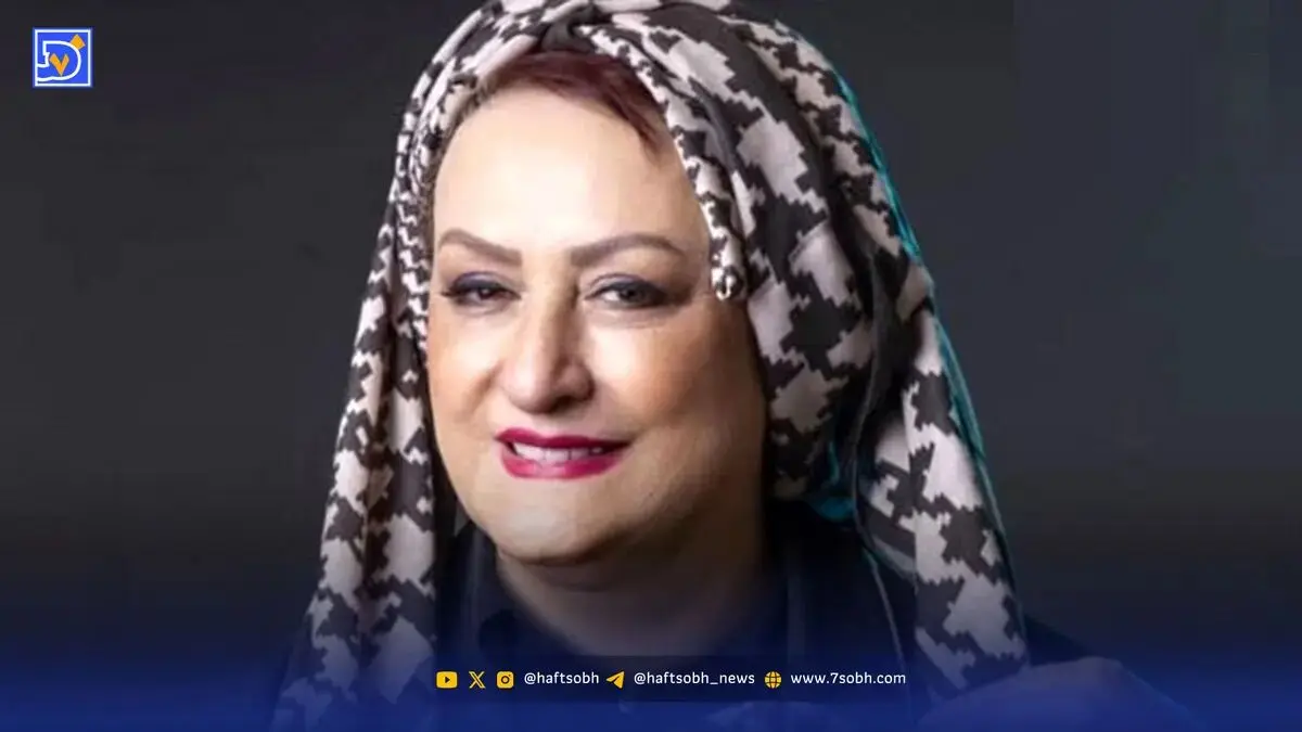 زندگی هنرمندان / تصویر 3 نفره مریم امیرجلالی و دختر و نوه‌اش در کافه‌ای در کانادا