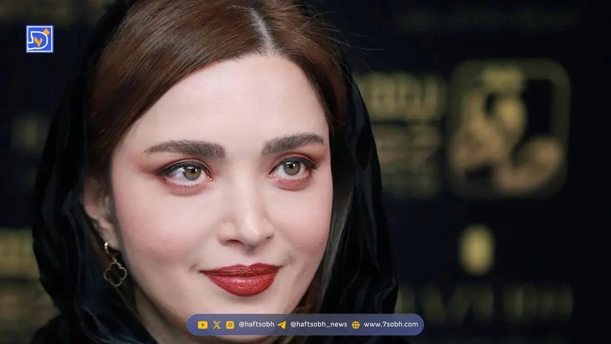 تیپ کلاسیک بهنوش طباطبایی در کنسرت که خیلی بهش میومد؛ پالتوی خز کرم و شال مشکی با کیف لیدی دیور با قیمتی نزدیک به 400 میلیون تومان!