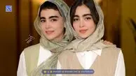 سونیا حسینی بازیگر پایتخت، با استایل پاییزی در کتابخانه