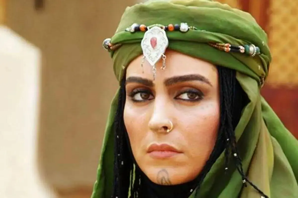 سفر زمان | ماهچهره خلیلی و مادربزرگ اش پروین سلیمانی دهه 80