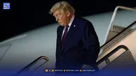 ترامپ مشکوک است؛ از ضربات عجیب به پا تا پایین آمدن محتاطانه از پله‌ها