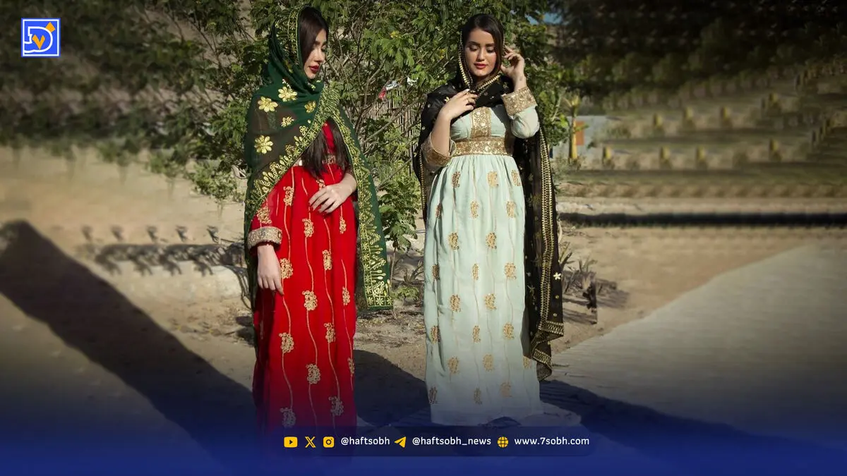 نمایش رنگ و هنر زنان زاگرس‌‌نشین
