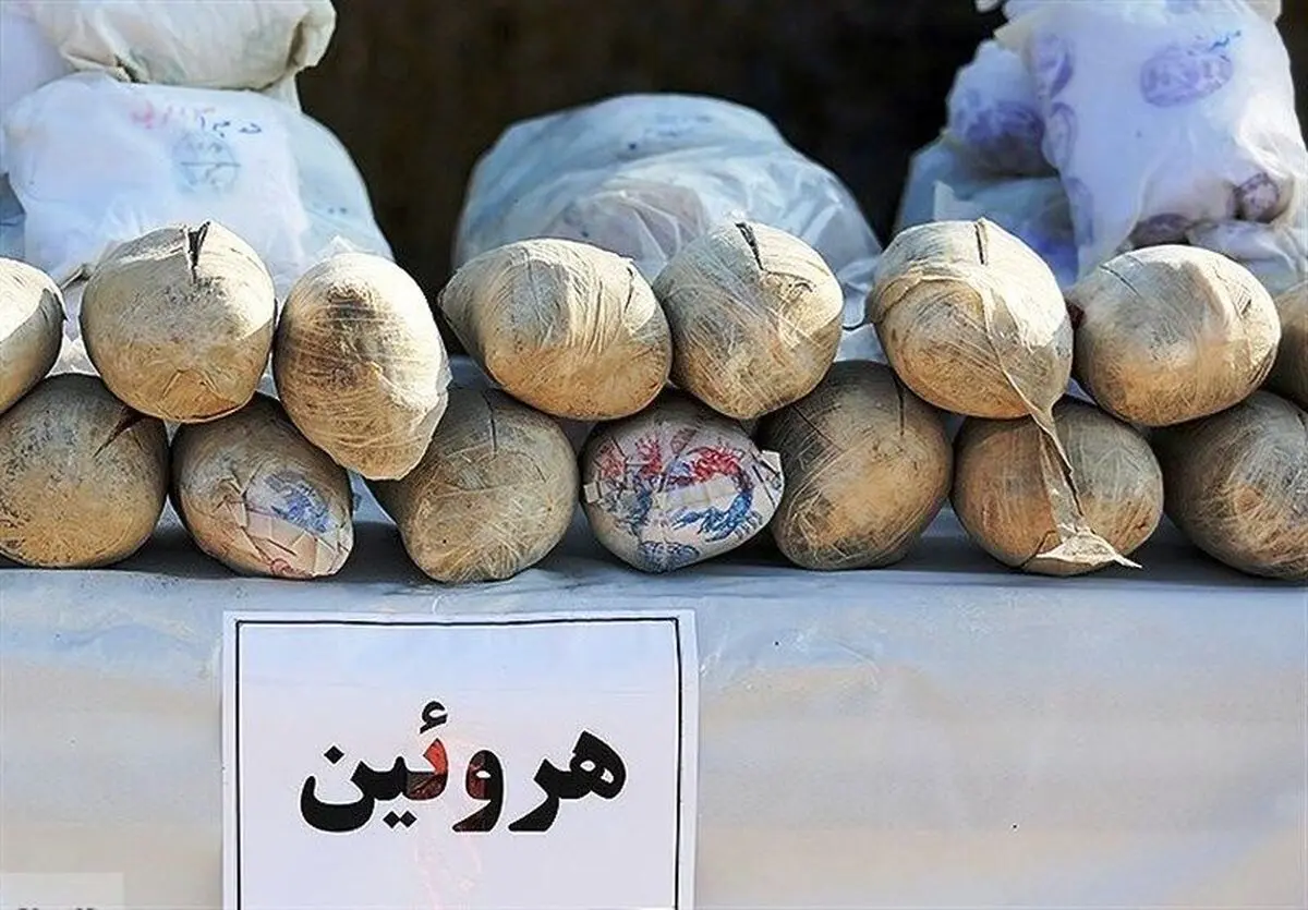 کشف ۱۴ بسته هروئین از معده مسافر