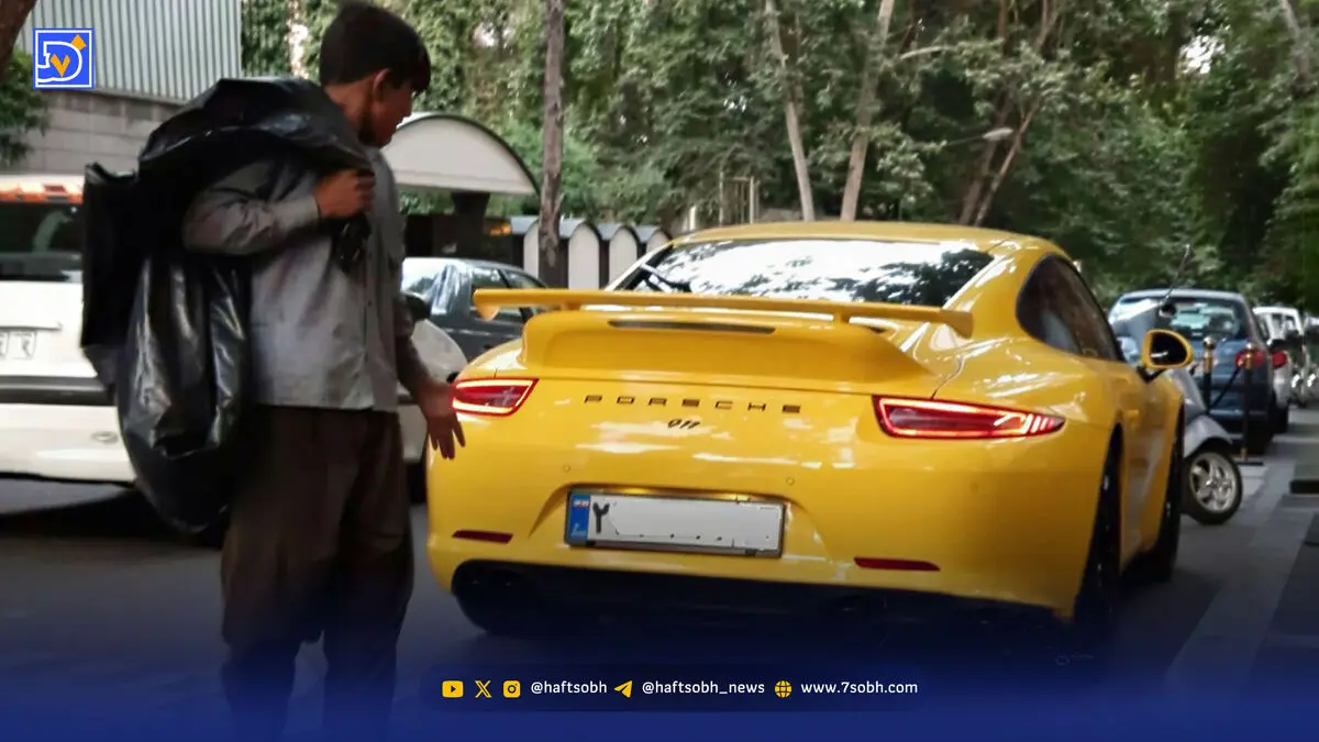طبقه متوسط فرو می‌ریزد