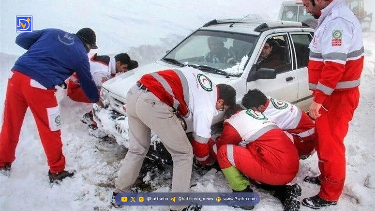 هواشناسی سنندج / آماده‌باش کامل دستگاه‌های اجرایی در پی هشدار قرمز بارندگی و برف