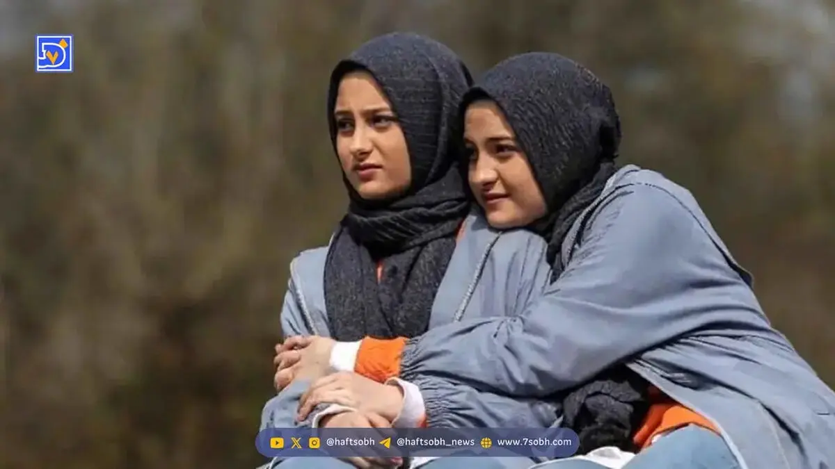 عکس | تغییر چهره عجیب سارا و نیکای پایتخت در 21 سالگی / شباهت دوقلوها کمتر شده