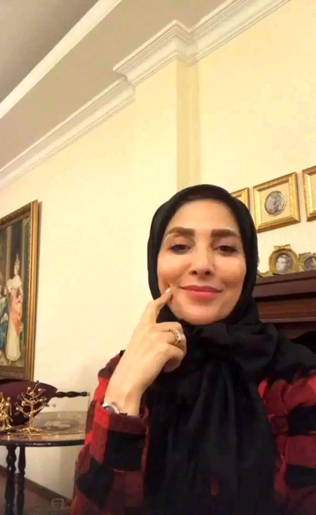 دکوراسیون عهد عتیقه و نفیس خانه لوکس ژیلا صادقی مجری خط قرمز /انگار موزه است