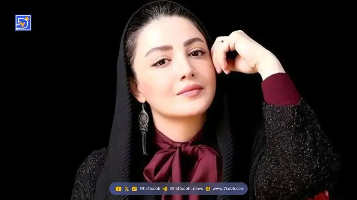 عکس| اشک‌های شیلا خداداد و همسرش در مراسم ختم مرتضی پاشایی؛ 1393