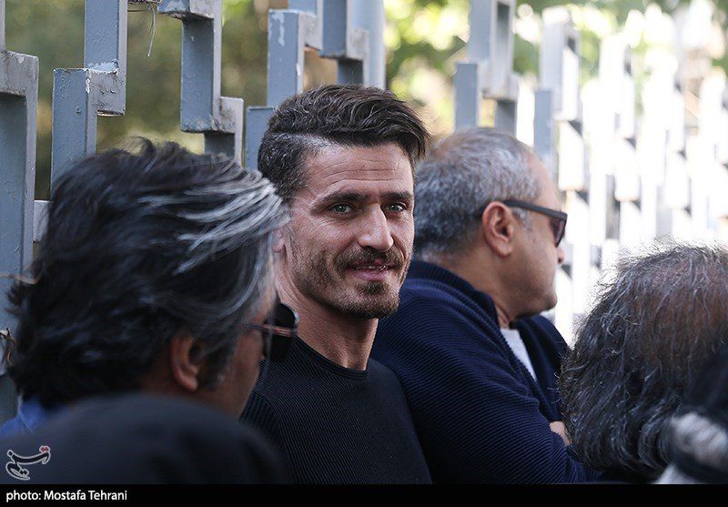 بازیگران در تشییع داریوش مهرجویی