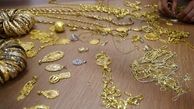 دستگیری دختر جوانی که ۲۱ گرم طلا را دزدید + فیلم
