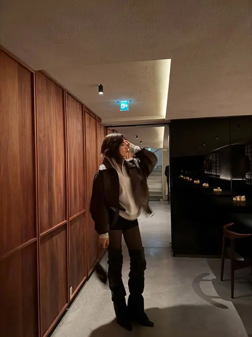 استایل پاییزی هانده در پاریس