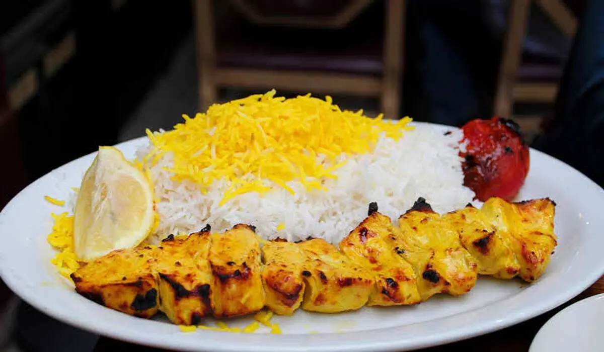 راز جوجه‌کباب نرم و آبدار چیست؟ فوت‌وفن‌هایی که طعم جوجه را رستورانی می‌کند