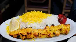 راز جوجه‌کباب نرم و آبدار چیست؟ فوت‌وفن‌هایی که طعم جوجه را رستورانی می‌کند