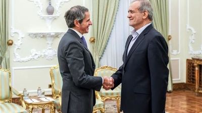 سفری خیال‌انگیز به خیابان فروسی تهران قدیم + عکس
