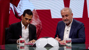 وحید امیری یک سال دیگر با پرسپولیس تمدید کرد + لحظه امضا قرارداد