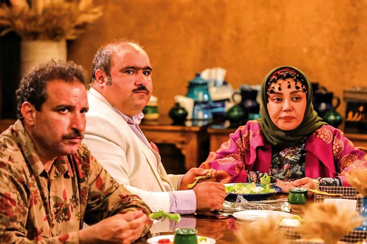 نورالدین خارج از خانه