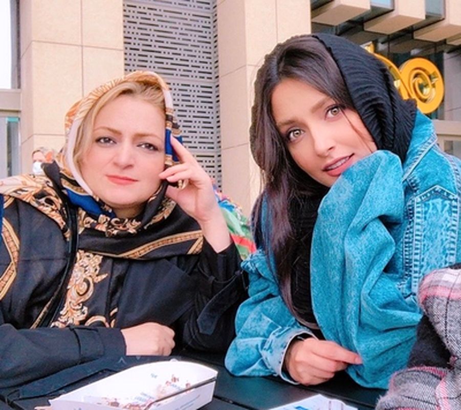 نورا محقق (2)
