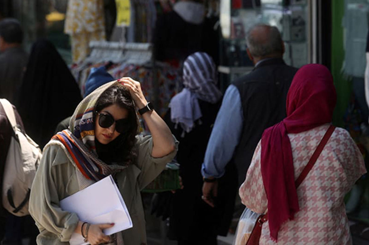 آغاز ارسال پیامک حجاب برای زنان عابر پیاده در تهران + جزییات