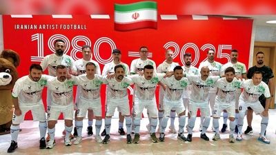 استایل متفاوت  و خاص رضا عطاران در استرالیا+ عکس