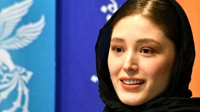 پوشش های عجیب فرشته حسینی پایان ندارد؟!
