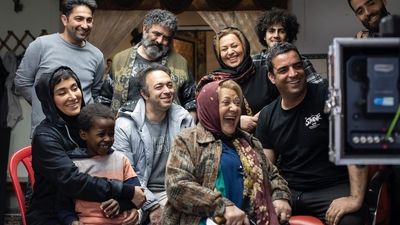 بهاره افشاری به ایمان صفا لگد زد! + فیلم 