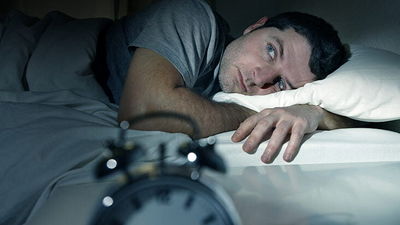 هشدار جدی برای سالمندان علاقه‌مند به گوشی و شبکه‌های اجتماعی