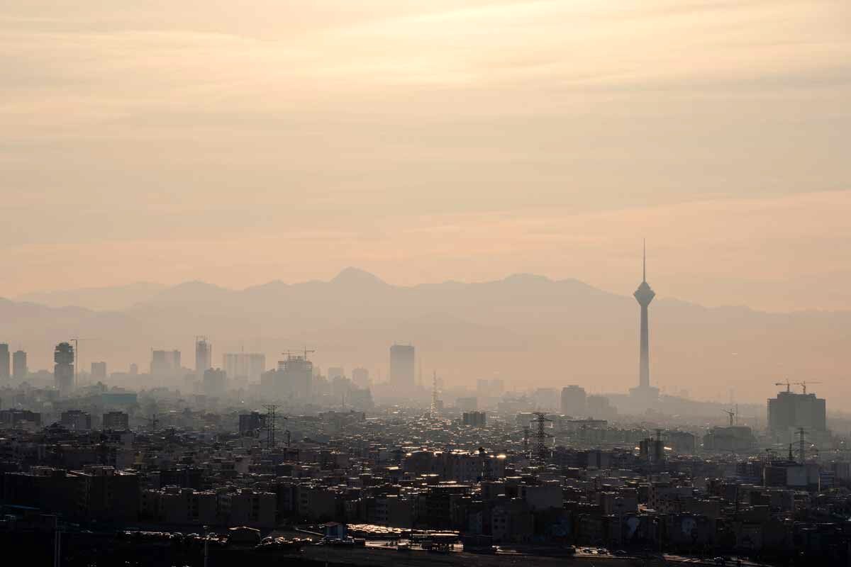 هوای تهران به وضعیت قرمز رسید، چهار ایستگاه در شرایط بنفش