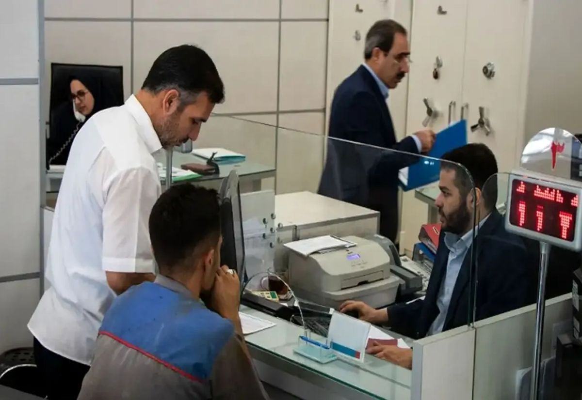 قطع برق ۷۰۰ بانک در تهران