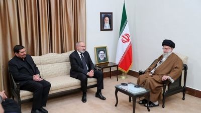 وقتی موکب مراسم تشییع تبدیل به ستاد انتخاباتی شد!