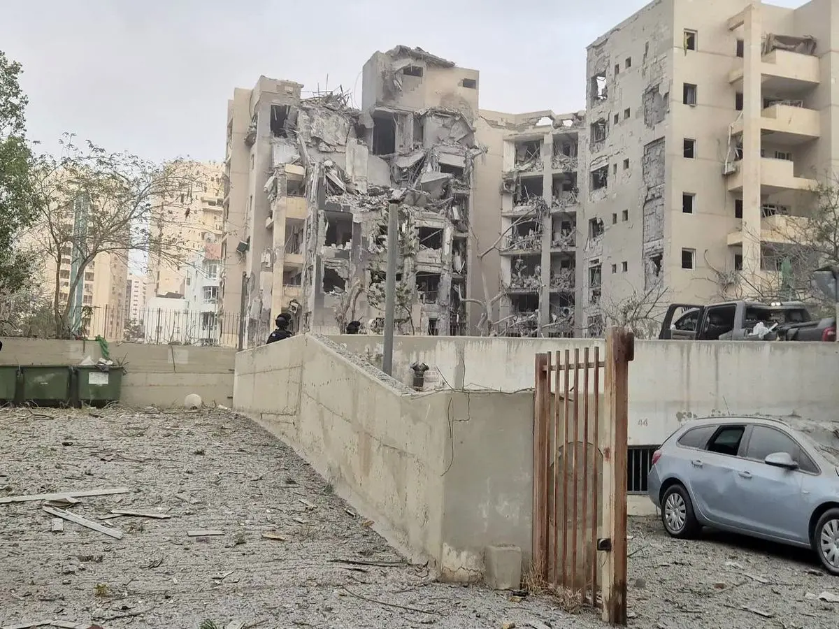 کشته شدن حداقل ۶ صهیونیست در حمله موشکی ایران به بئرسبع