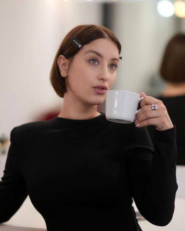 هازال کایا بازیگر عشق ممنوع