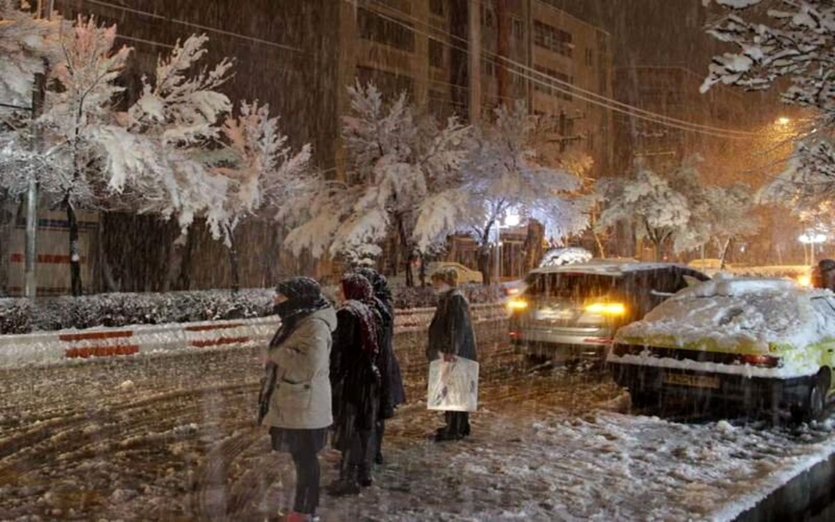 بارش برف و باران در تهران؛ کاهش دما تا ۸ درجه از امشب