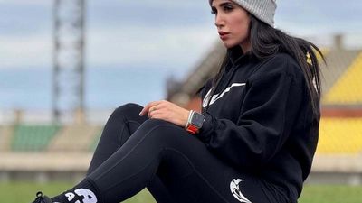 بیوگرافی جواهر زمانی  رکورددار پرش سه گام در میانسالی+تصاویر شخصی