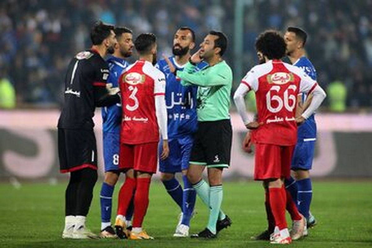 تهدید پرسپولیس توسط استقلال: منتظر کسر امتیاز باشید!