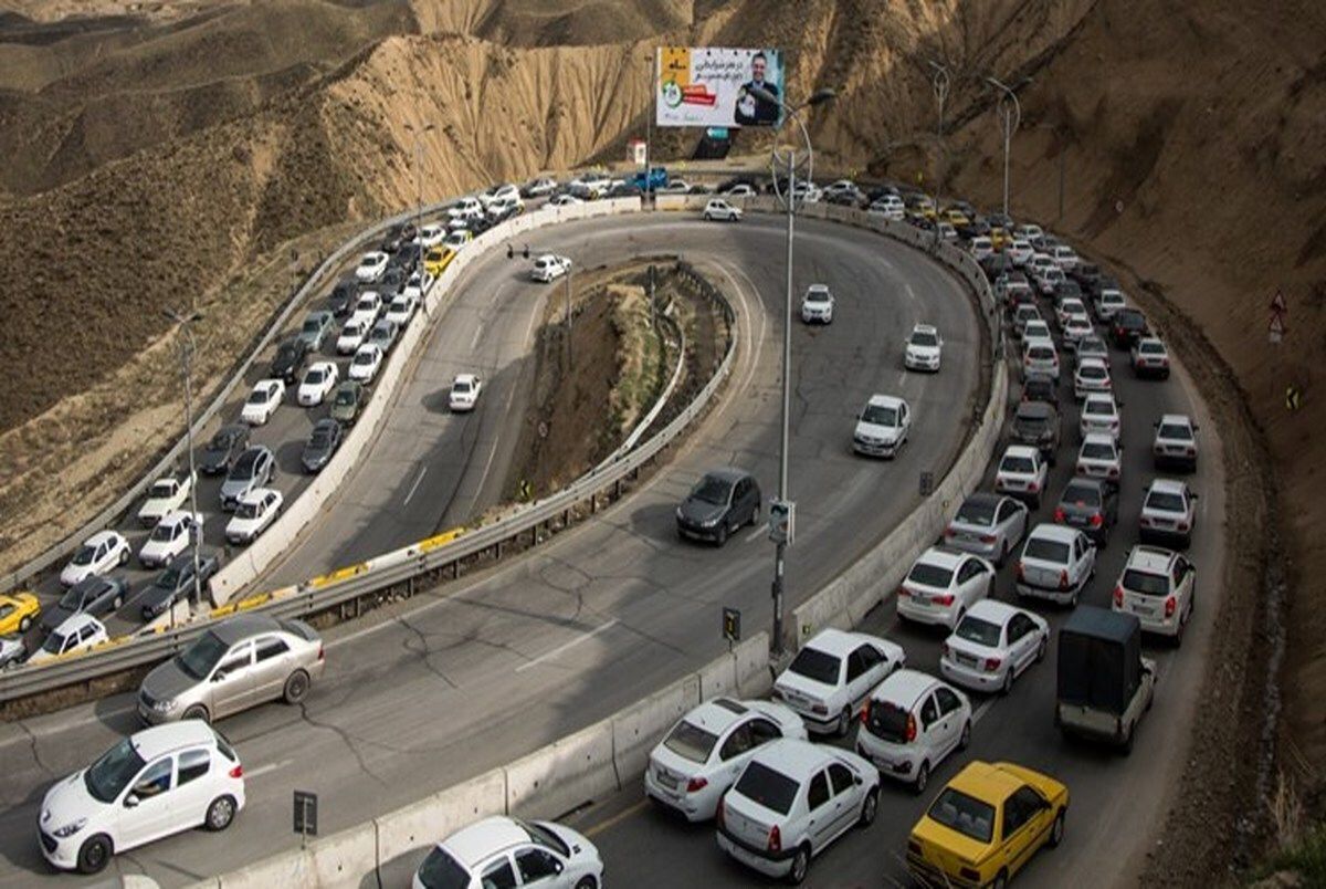 جاده چالوس در سیزده بدر بهصورت یکطرفه در آمد
