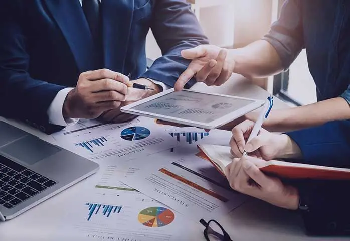 بررسی خصوصیات کیفی اطلاعات مالی، نمودار و نحوه به دست آوردن