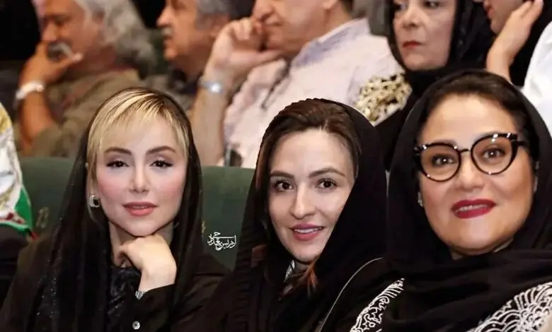 استایل جذاب خانم بازیگران در شب بازیگر/ از لباس رنگارنگی اکرم محمدی در این سن و سال تا لباس مونا کرمی و گلاره عباسی + عکس ها