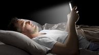 هشدار استفاده از موبایل هنگام خوابیدن