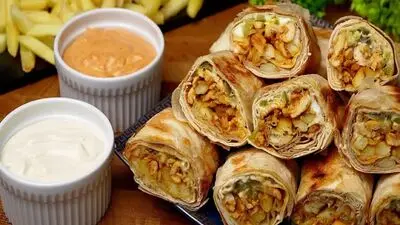طرز تهیه شاورمای مخصوص مرحله به مرحله + آموزش خمیر و سس ویژه